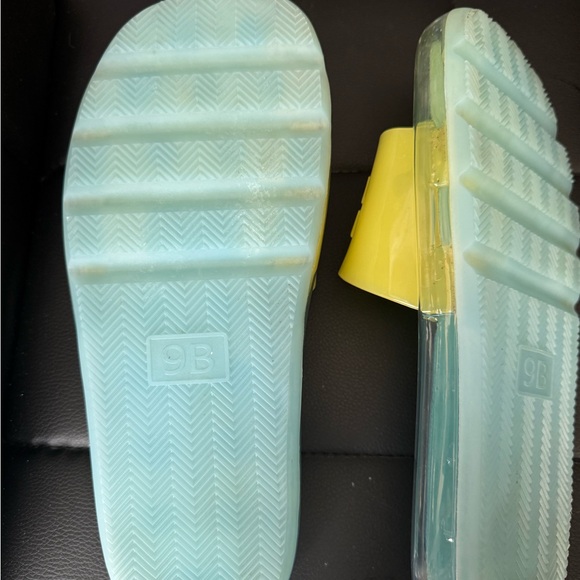 BUBBLE JELLY SANDALS - Picture 4 of 4